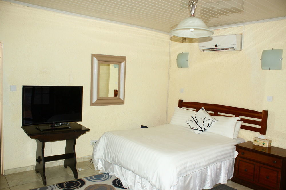 Entabeni Lodge Bulawayo Dış mekan fotoğraf